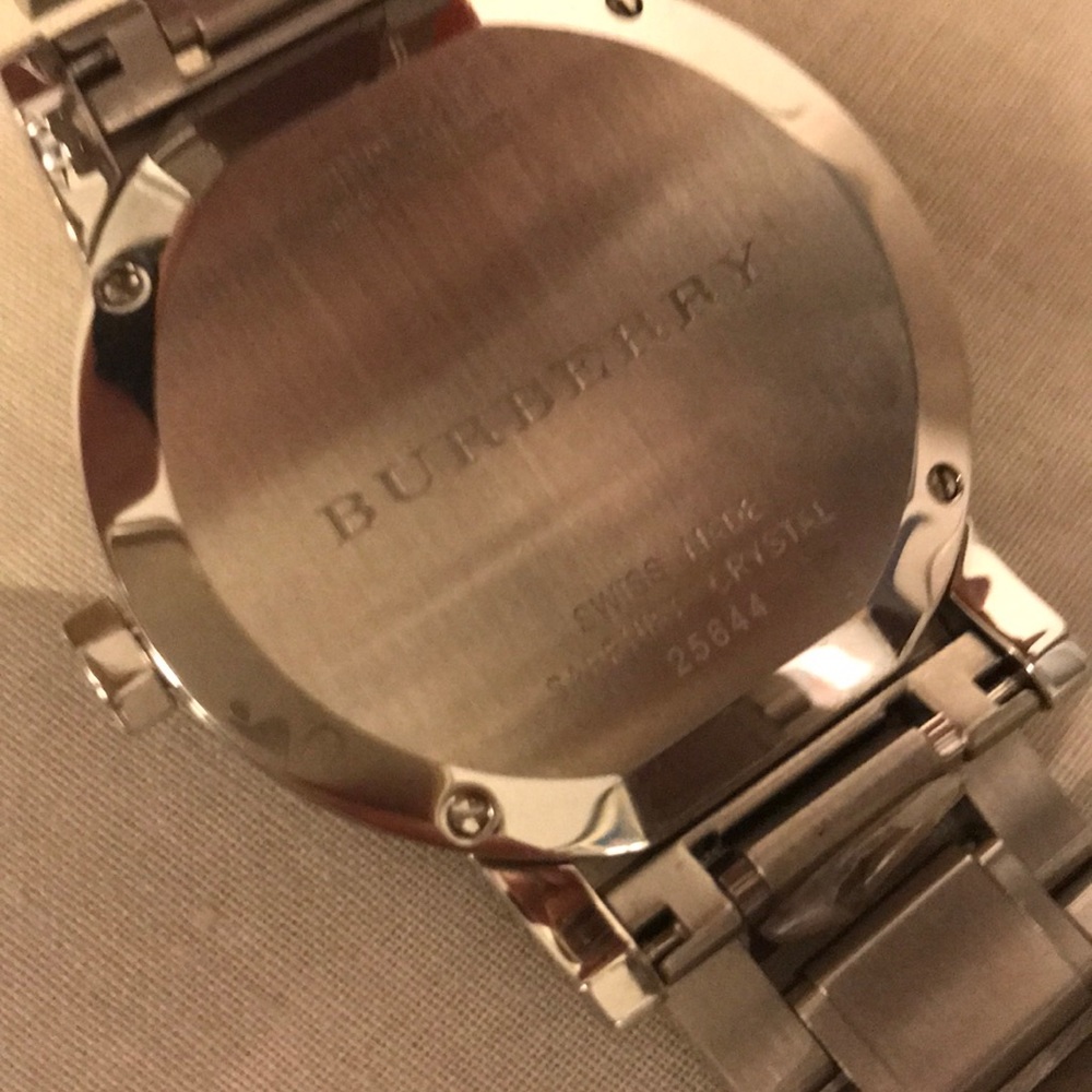 NEW Burberry BU 9901 42mm Silver steel Men’s watch - Picture 6 of 7